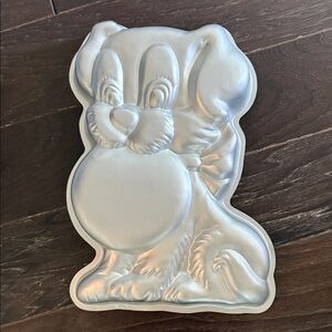 Wilton Silver Dog Cake Pan